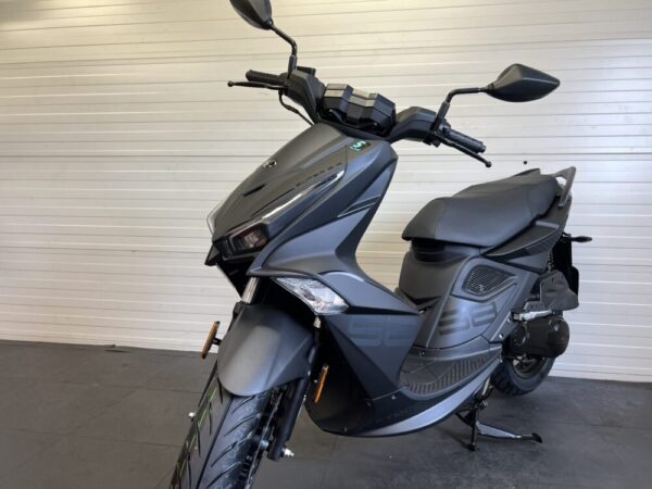 KYMCO  New Super 8 R - Afbeelding 16