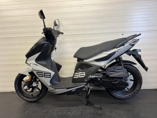 KYMCO  New Super 8 R - Afbeelding 7