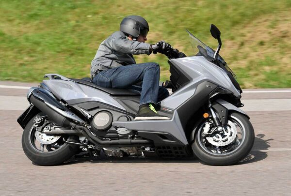 KYMCO AK550I ABS MOTOR 4T - Afbeelding 20