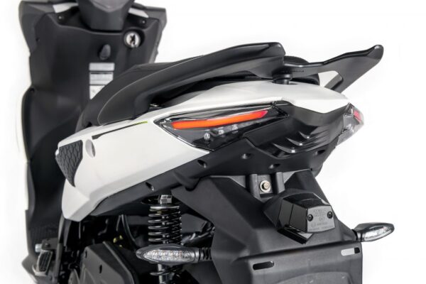 KYMCO  New Super 8 R - Afbeelding 11