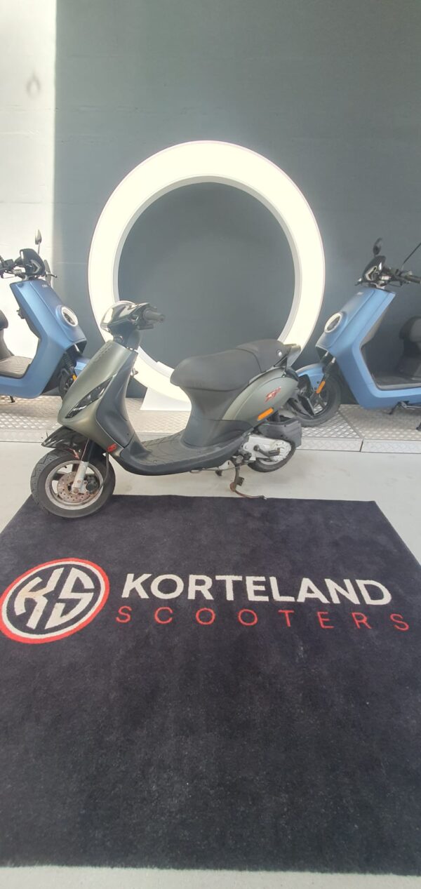 Piaggio Zip 2000 4 Takt - Afbeelding 3